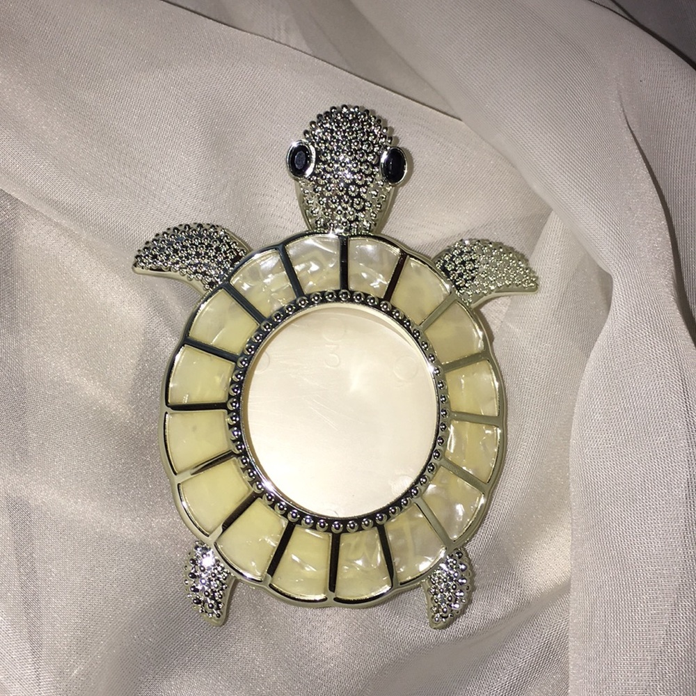 Adorable Turtle Bath and Body Works Scentportable